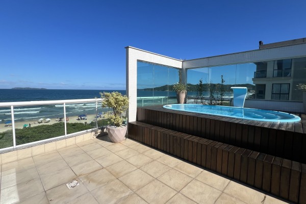 Cobertura Duplex com vista Panorâmica e piscina aquecida no Mariscal Palm 201